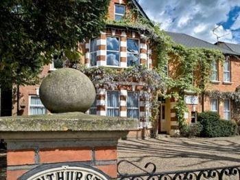 Glenthurston London Exterior photo